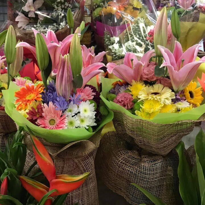 Bouquet 37 Dangwa Flower Delivery